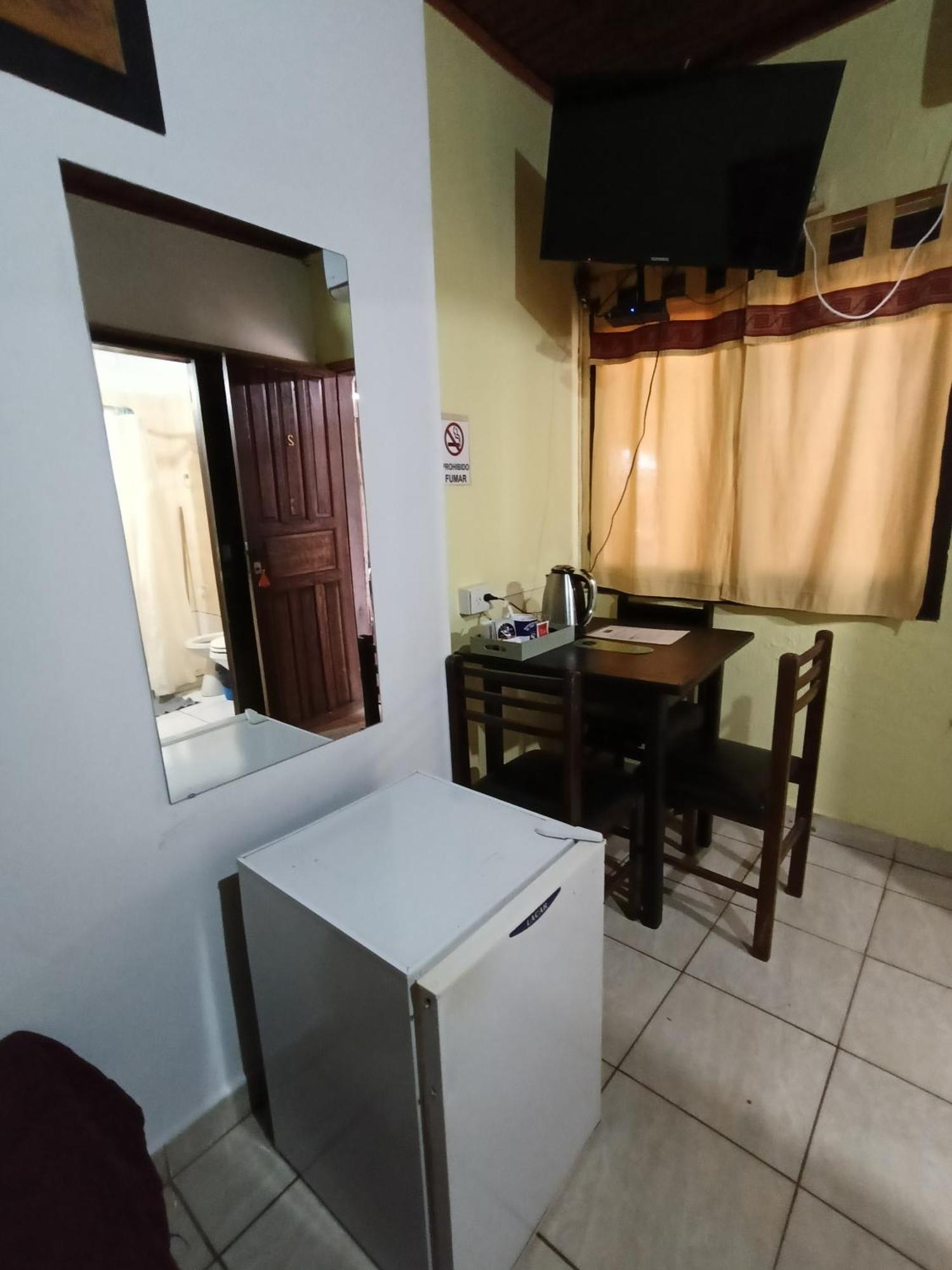 Residencial Los Pinos Puerto Iguazú Exteriör bild